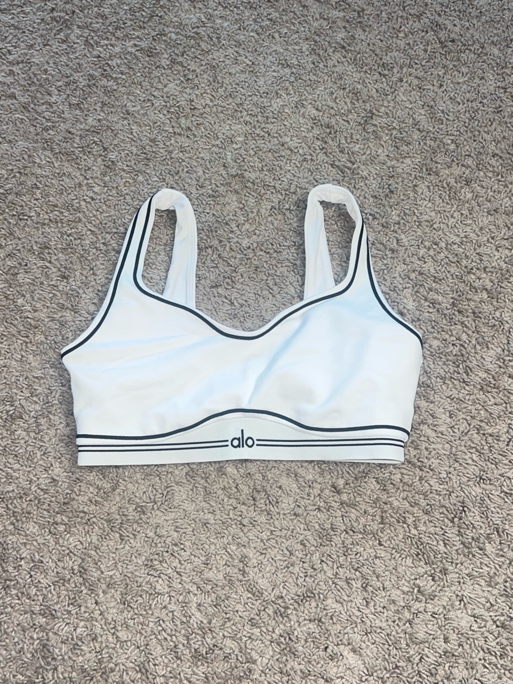 Alo white/black airbrush heart throb bra size M